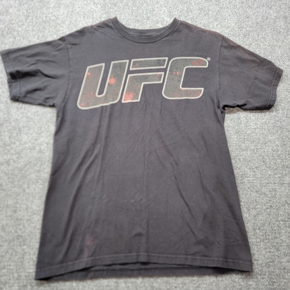 UFC Mens Graphic‎ T-Shirt Black Red Splatter Logo Short Sleeve Size Medium